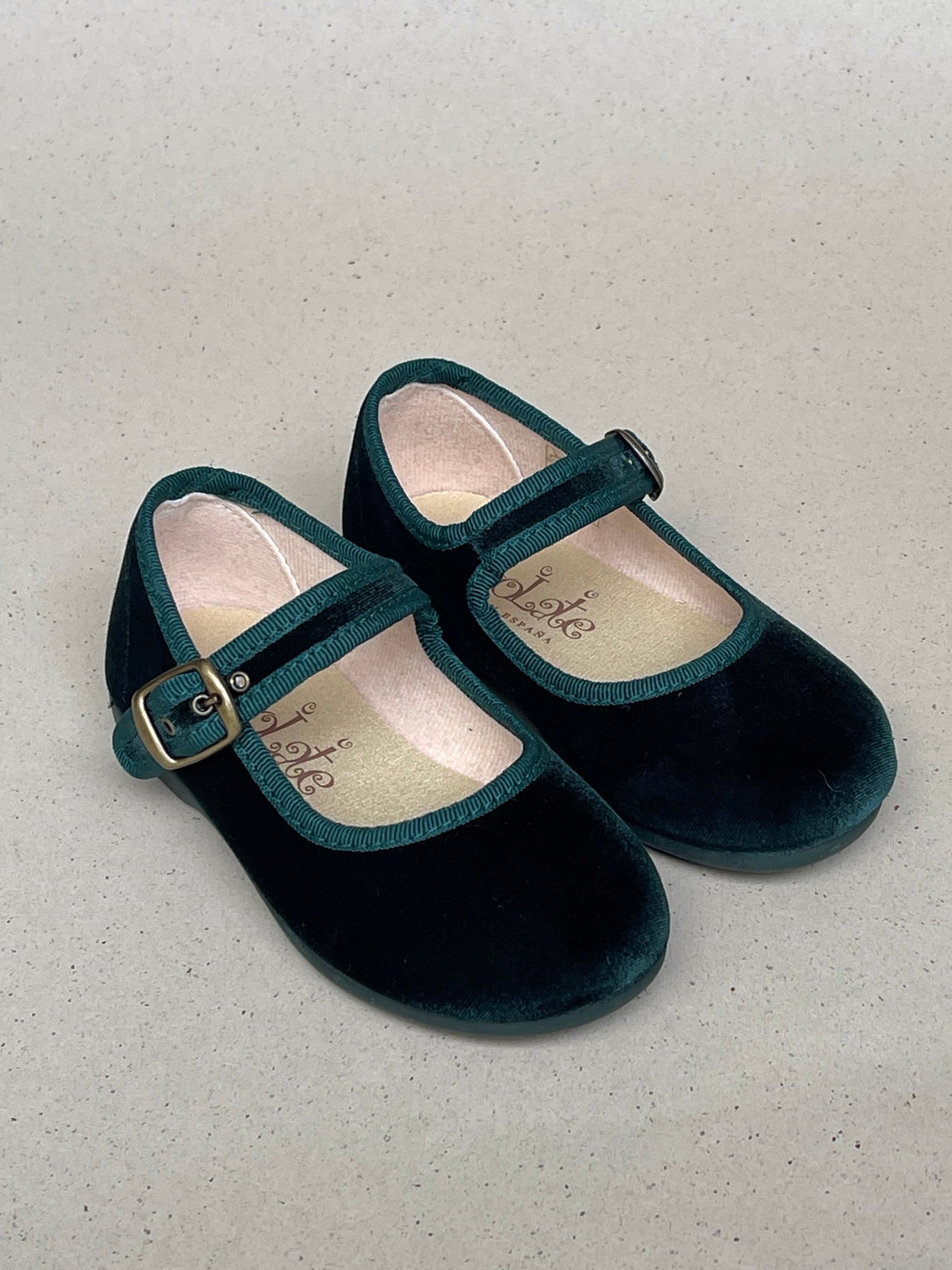 Mercedita Terciopelo Hebilla Verde Botella - Minibhu