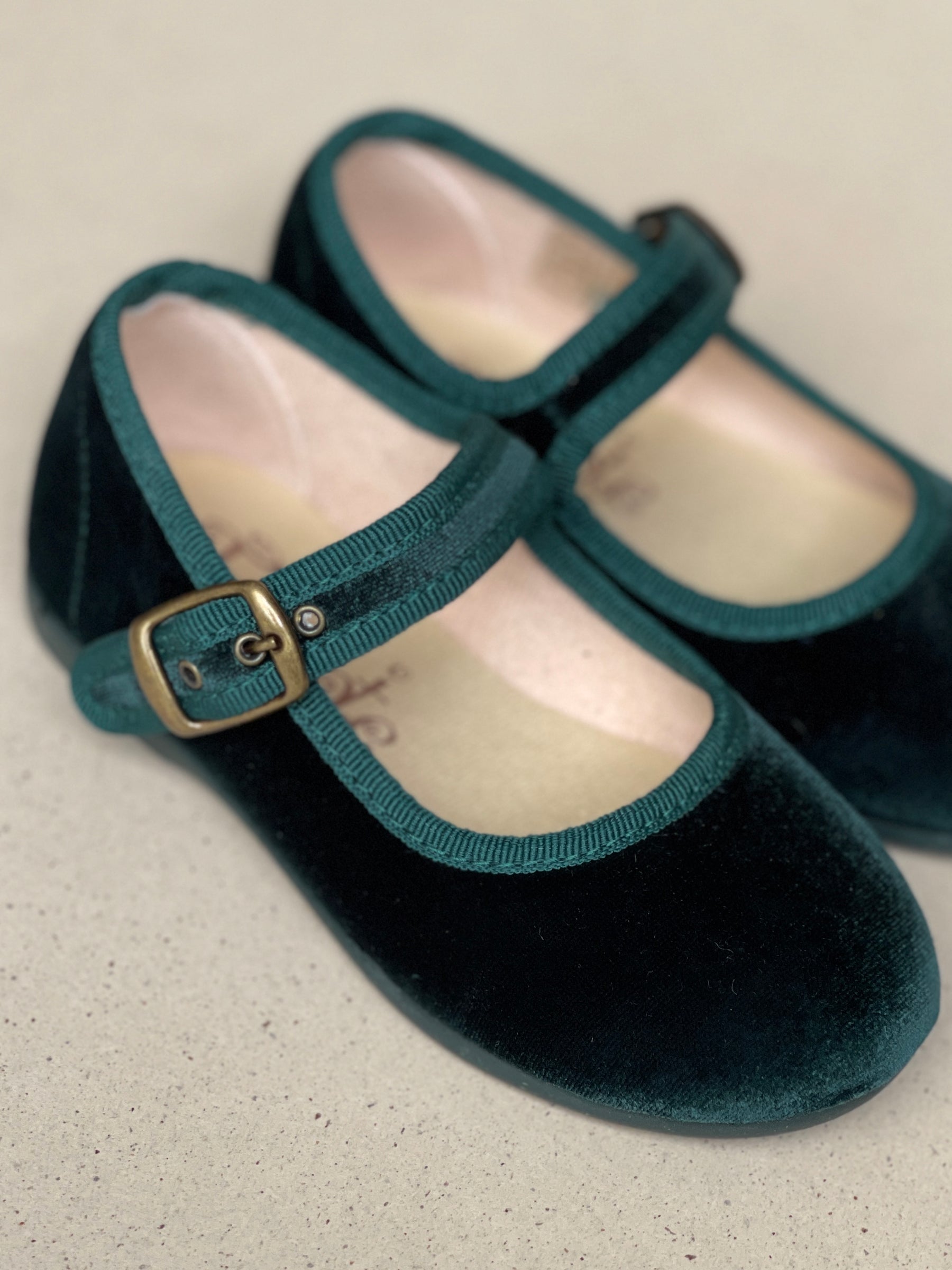 Mercedita Terciopelo Hebilla Verde Botella - Minibhu