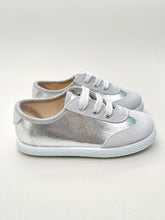 Tenis Con Piezas Plata Tokolate