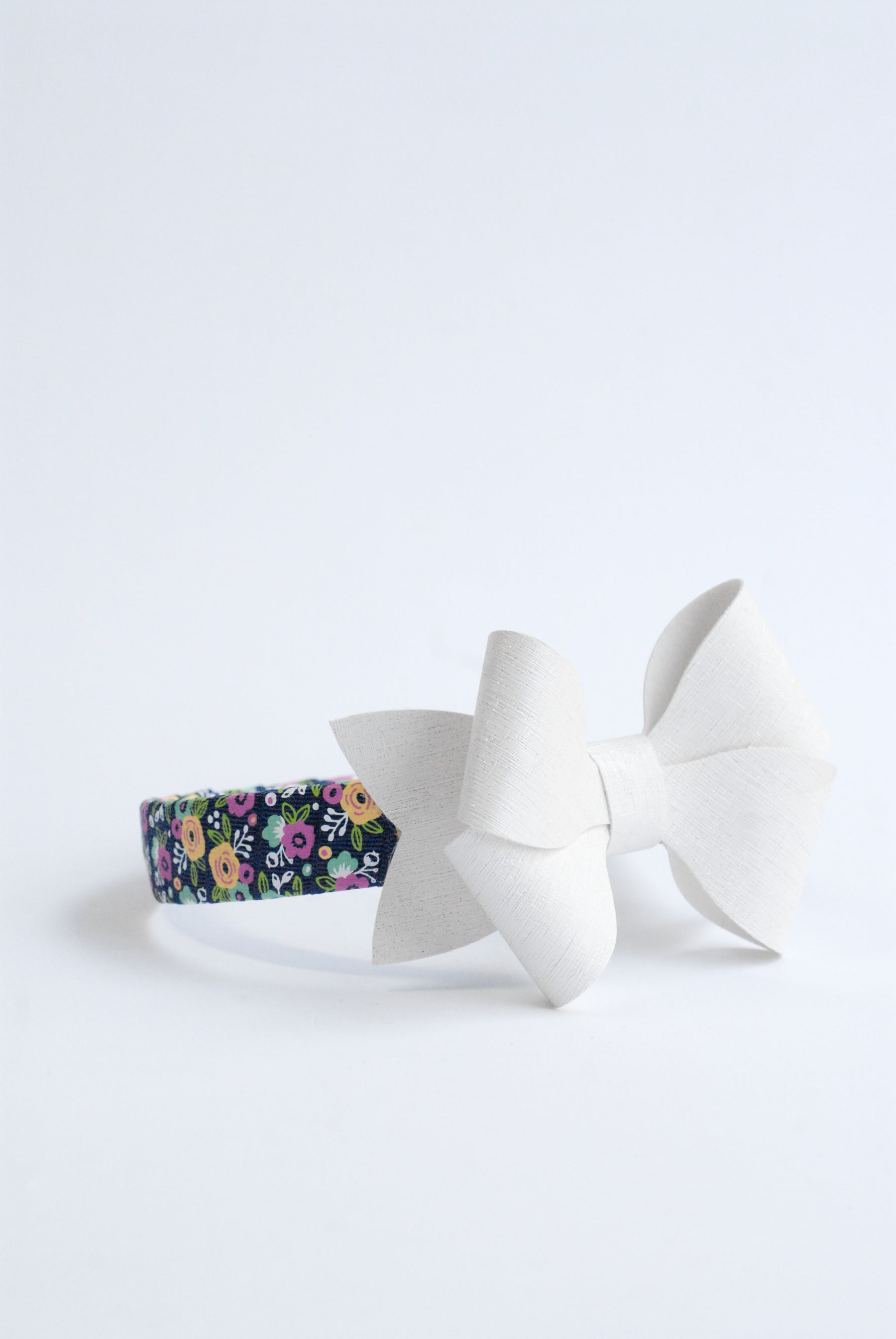 Diadema Maximoño Blanco