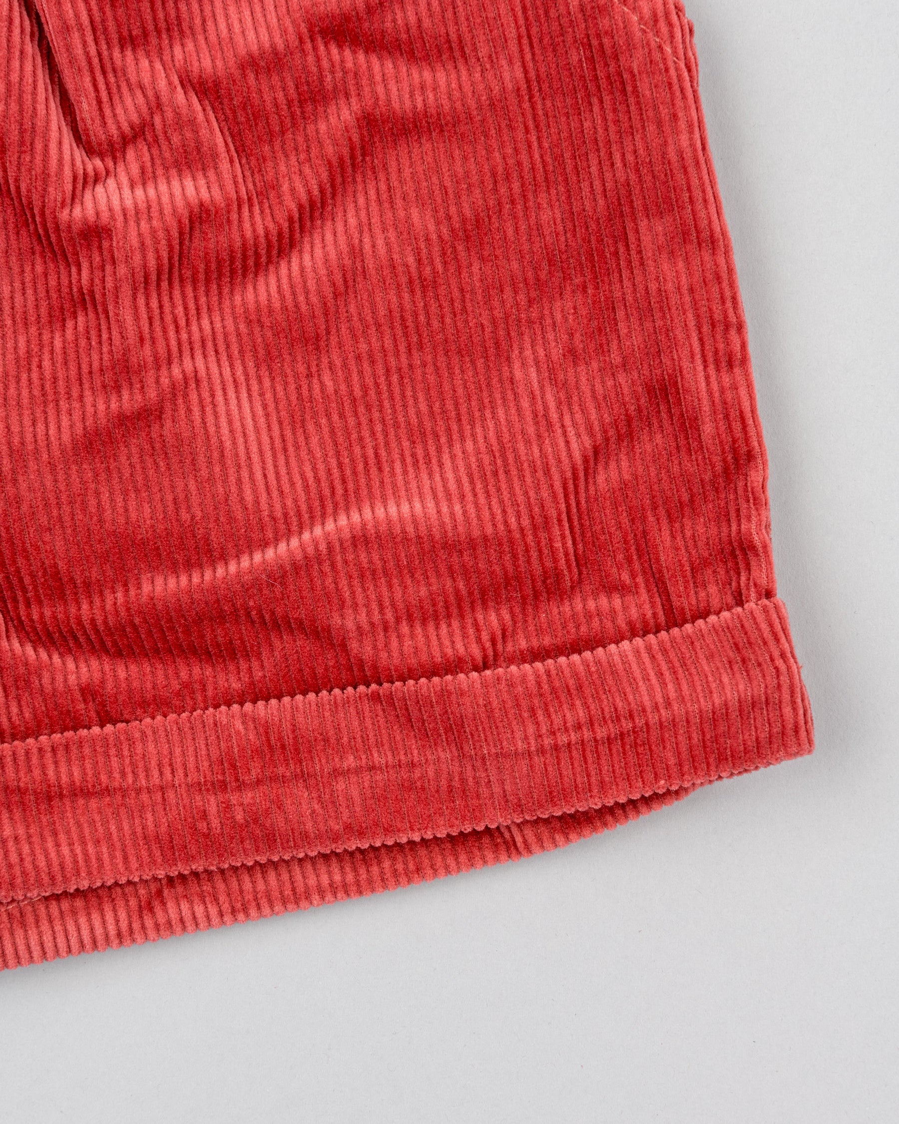 Short Corduroy Dark Pink
