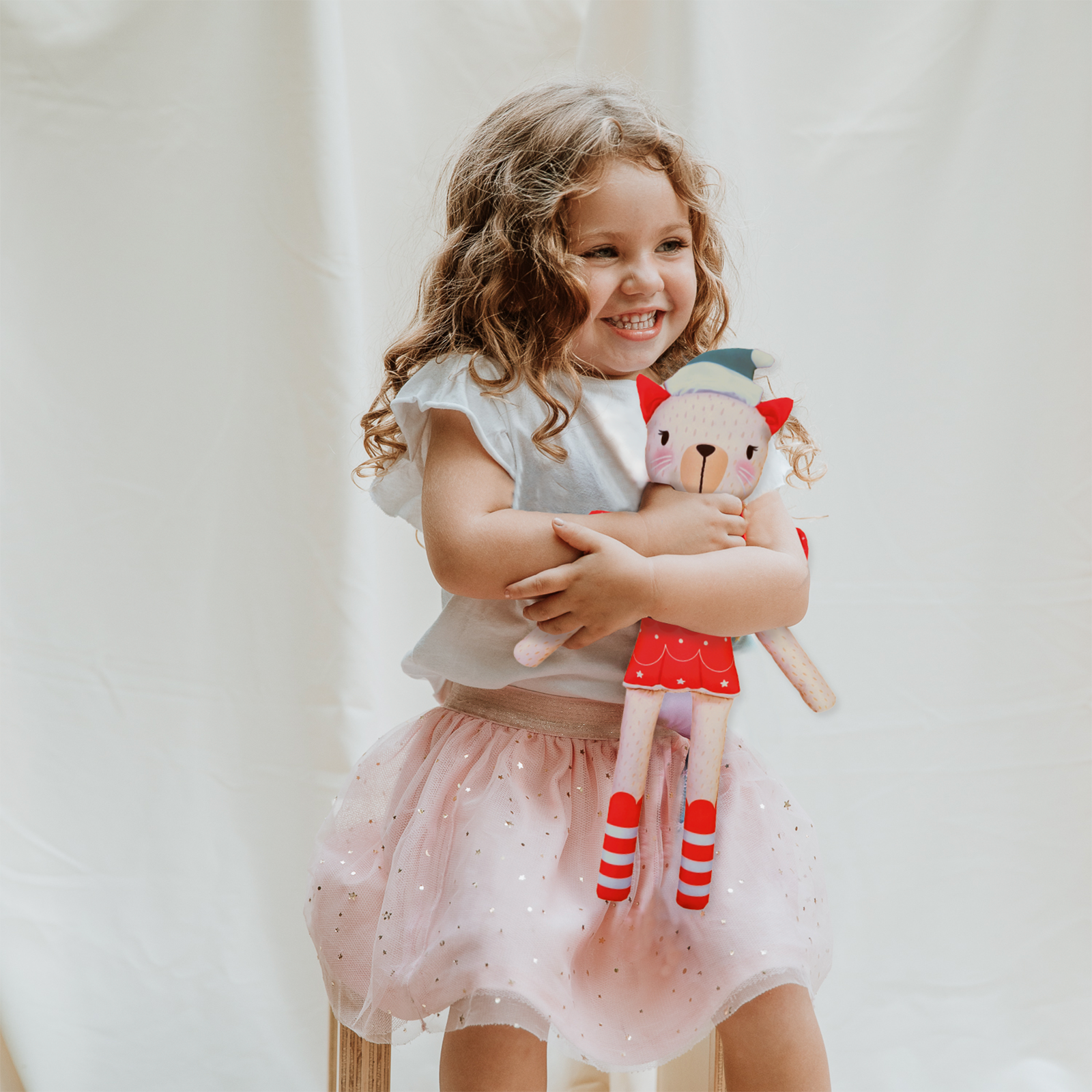 Peluche Flora Navideña La pequeña galería