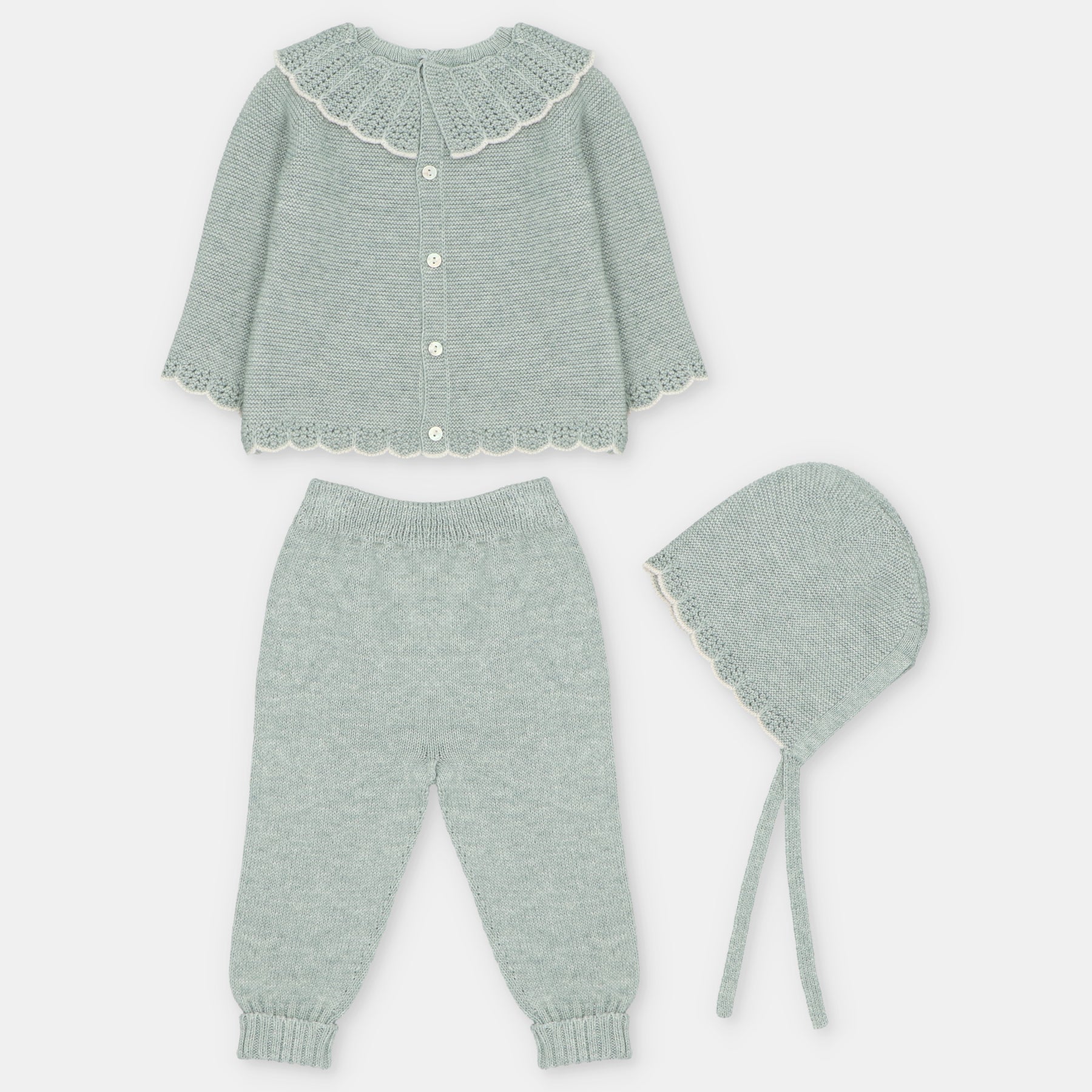 Conjunto Volante Con Gorro Niña Pravia