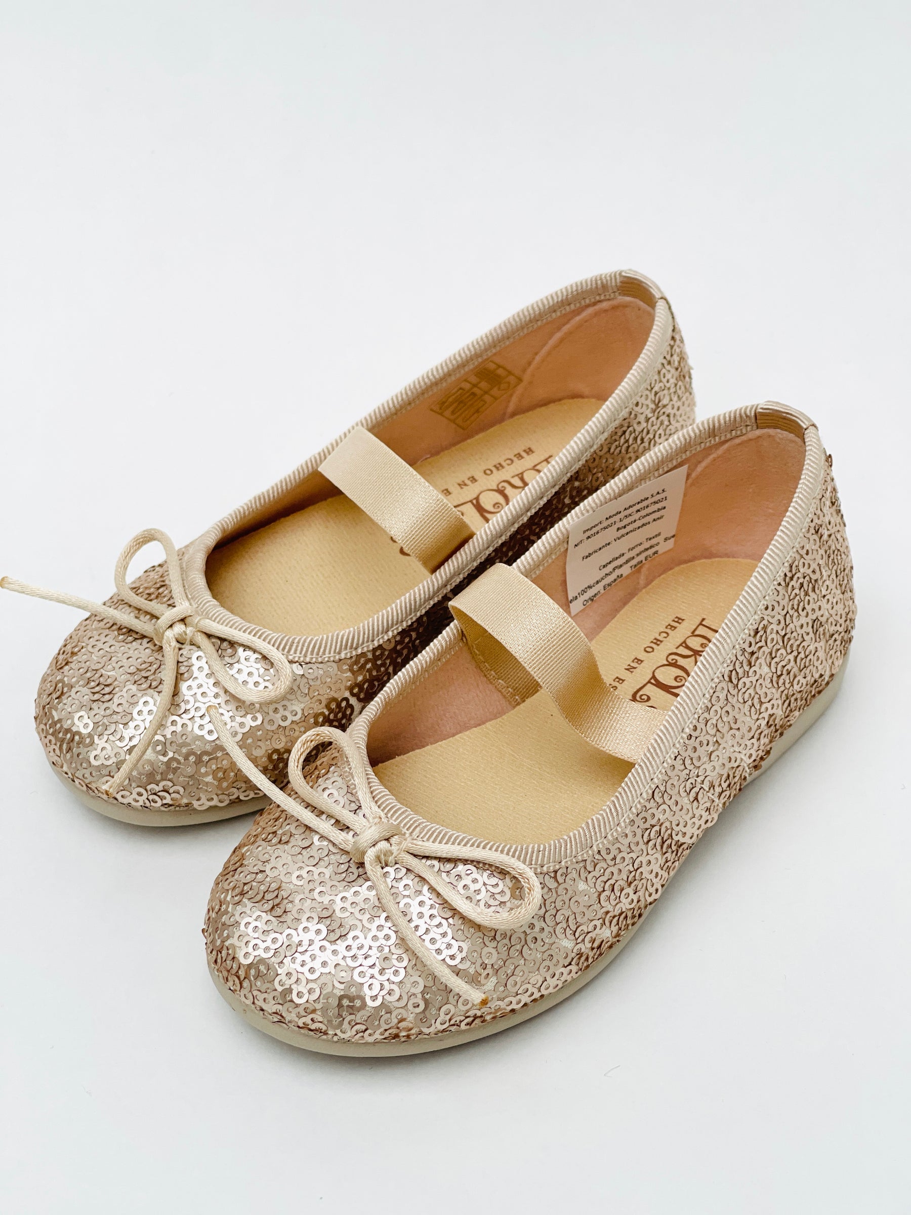 Mercedita Con Lazo y Lentejuelas Oro