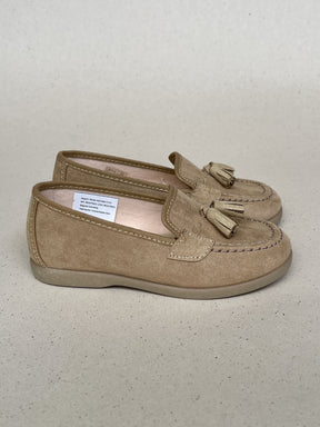 Mocasín Serratex Borlas Taupe