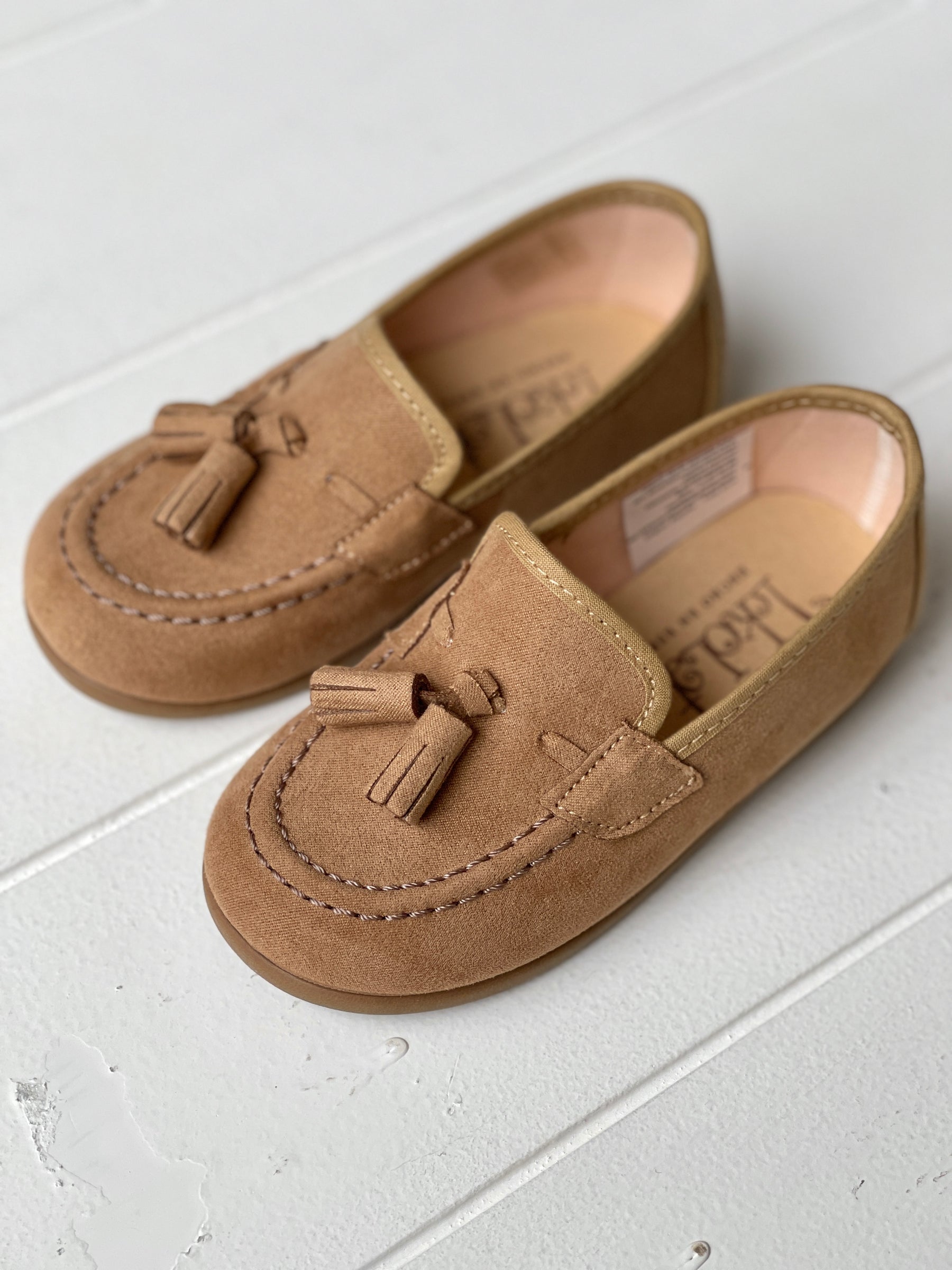 Mocasín Serratex Borlas Camel Tokolate