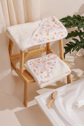 Toalla Capucha Beige Jardín Mágico