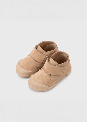 Zapatos Tui Con Velcro Beige