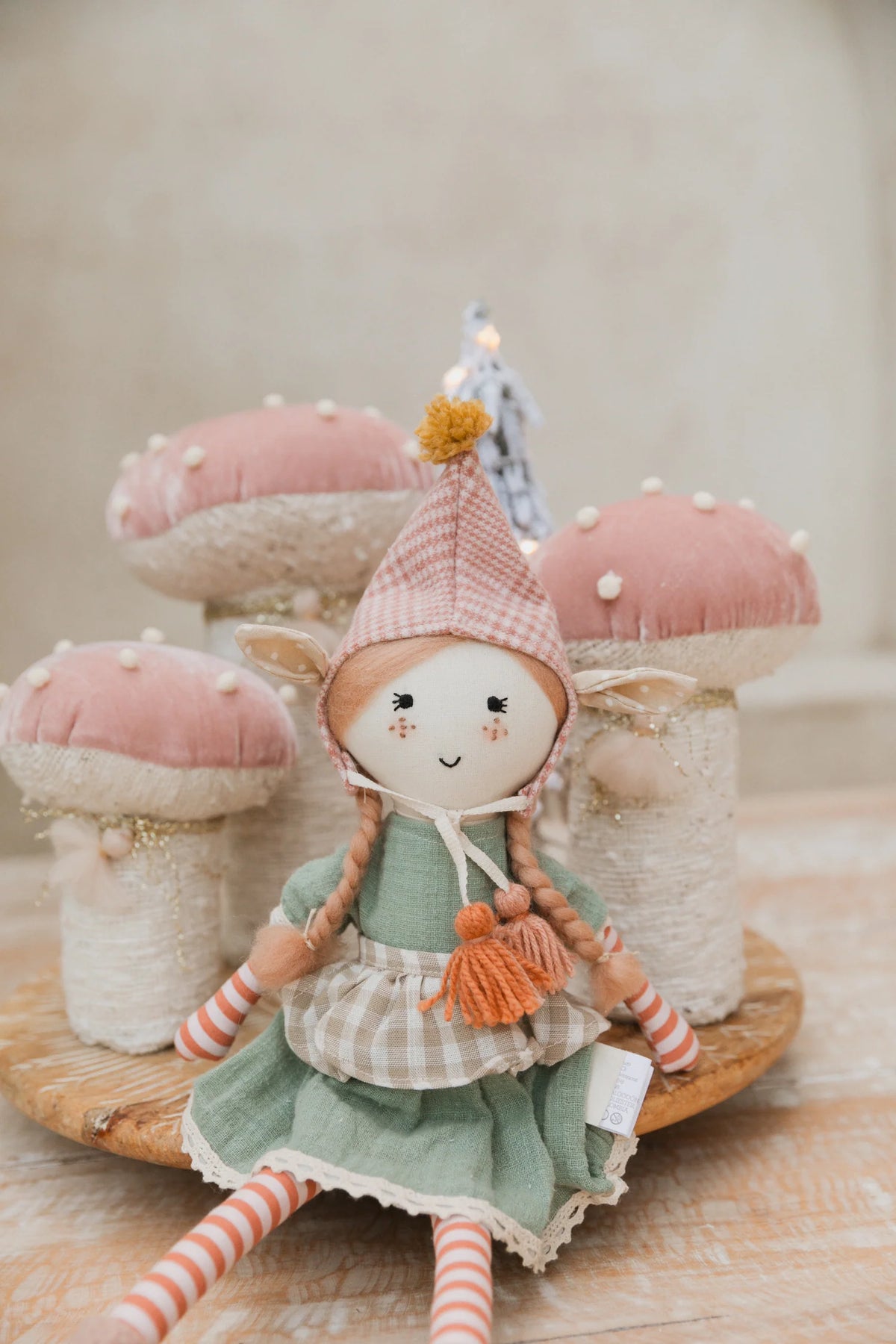 Elfa Alegría Del Bosque