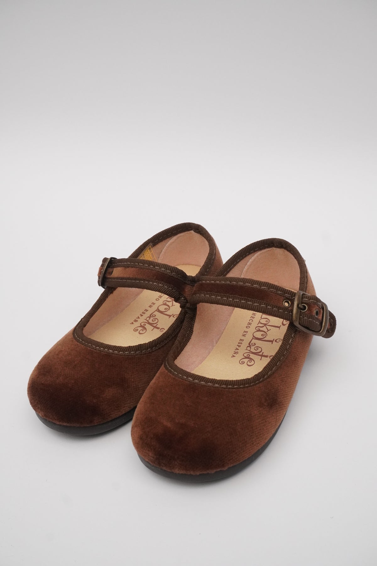 Mercedita Terciopelo Hebilla Taupe