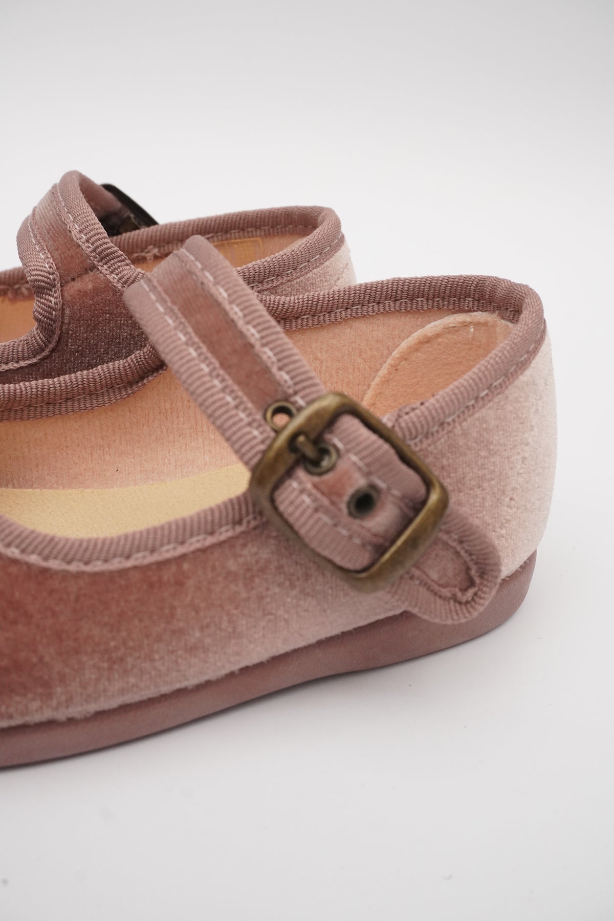 Mercedita Terciopelo Hebilla Antique