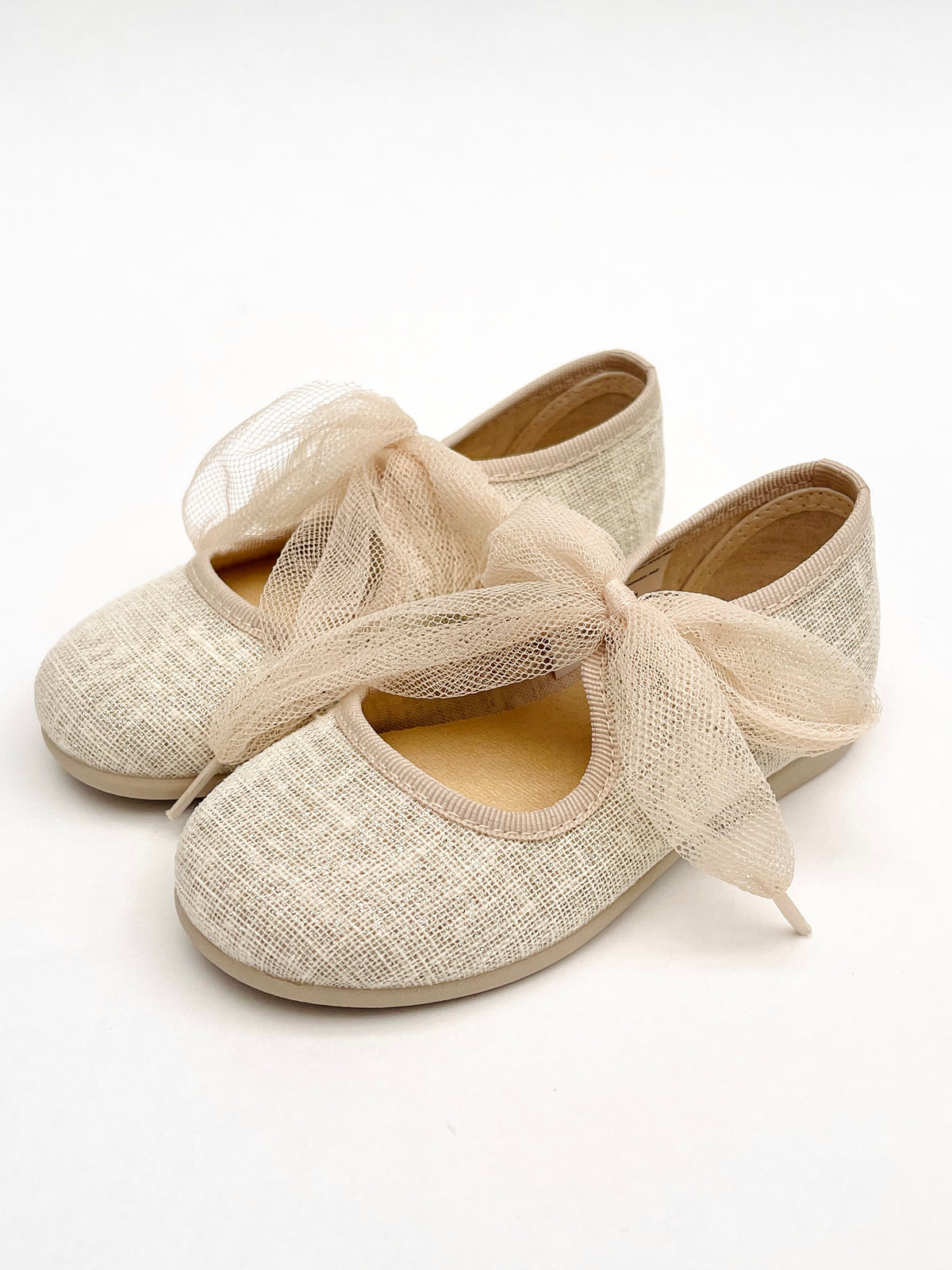 Mercedita Con Lazada De Tul Beige