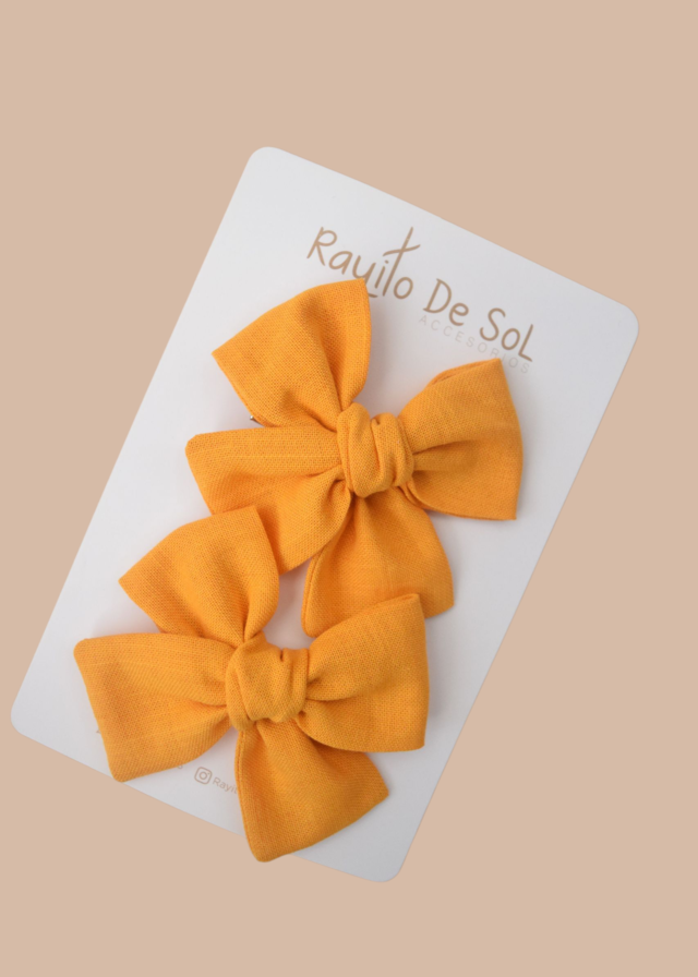 Par Pinza Moño Classic Lino Mostaza