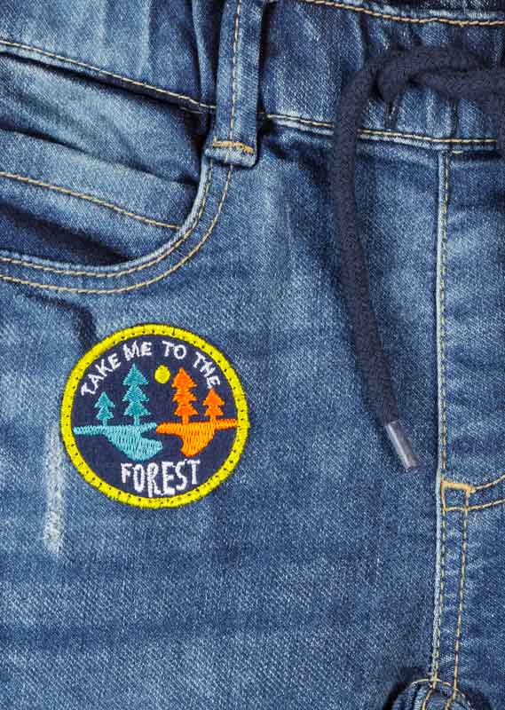 Pantalón Denim Parches Take Me To The Forest